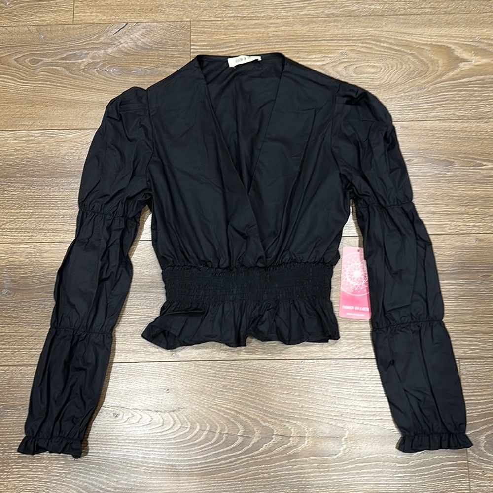 NWT Long sleeve elastic waist top